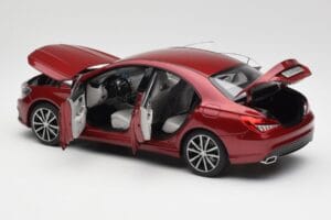 Mercedes CLA C117 Designo Patagonia Rdeč Metalik Norev 1:18 B66960131 Kovina – slika 5 od 8