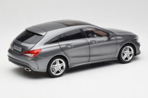Mercedes CLA C117 Mountain Siv Norev 1:18 B66960351 Kovina – slika 3 od 8