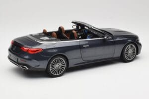 Mercedes CLE Kabriolet A236 Temno Siva Norev 1:18 B66960654 Kovina – slika 4 od 9