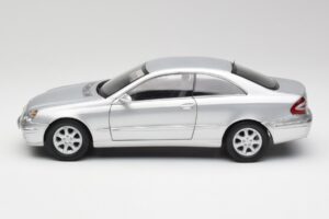 Mercedes CLK 500 C209 Srebrna Kyosho 1:18 B66962144 Kovina – slika 4 od 8