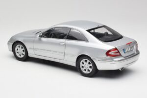 Mercedes CLK 500 C209 Srebrna Kyosho 1:18 B66962144 Kovina – slika 7 od 8