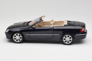 Mercedes CLK 500 W209 Kabriolet Temno Moder Metalik Kyosho 1:18 B66962174 Kovina – slika 5 od 9
