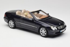 Mercedes CLK 500 W209 Kabriolet Temno Moder Metalik Kyosho 1:18 B66962174 Kovina – slika 7 od 9