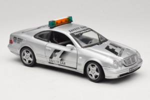 Mercedes AMG CLK 55 F1 Safety Car Maisto 1:18 B66005234 Kovina – slika 4 od 6