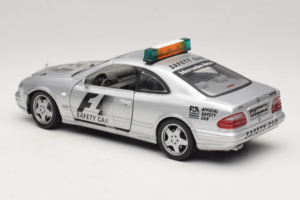 Mercedes AMG CLK 55 F1 Safety Car Maisto 1:18 B66005234 Kovina – slika 5 od 6