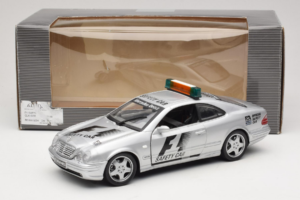 Mercedes AMG CLK 55 F1 Safety Car Maisto 1:18 B66005234 Kovina – slika 6 od 6