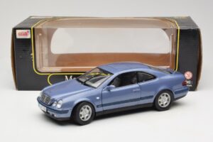 Mercedes CLK C208 Vijolična Anson 1:18 30330 Kovina – slika 8 od 8