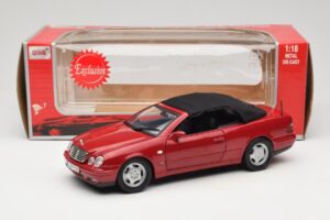 Mercedes CLK A208 Kabriolet Rdeča Anson 1:18 30338 Kovina – slika 8 od 8