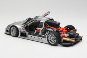 Mercedes CLK GTR #11 Warsteiner AMG FIA GT 1997 Maisto 1:18 B66005232 Kovina – slika 5 od 8