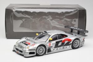 Mercedes CLK GTR #11 Warsteiner AMG FIA GT 1997 Maisto 1:18 B66005232 Kovina – slika 8 od 8