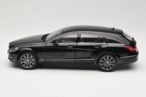 Mercedes CLS Shooting Brake X218 Obsidian Black Norev 1:18 B66960115 Kovina – slika 4 od 8