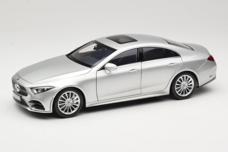 Mercedes CLS C257 Srebrna Norev 1:18 183489 Kovina