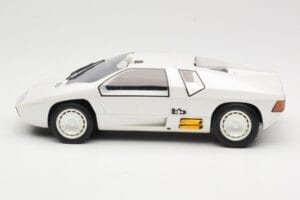 Mercedes CW311 White Metallic BoS Models 1:18 BOS198 Smola – slika 3 od 6