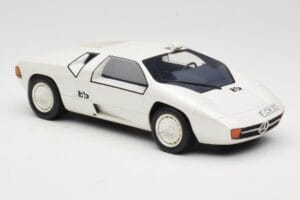 Mercedes CW311 White Metallic BoS Models 1:18 BOS198 Smola – slika 4 od 6