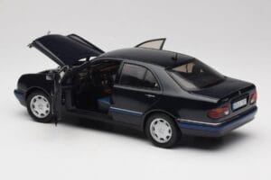 Mercedes E-Class W210 E320 Črna Sun Star 1:18 1151 Kovina – slika 5 od 8