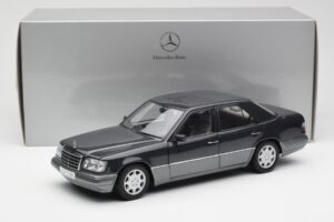 Mercedes E320 W124 Nautik Modra Metallic Dealer Edition AUTOart 1:18 B66040508 Kovina – slika 8 od 8
