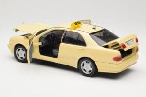 Mercedes E320 W210 Taxi Sun Star 1:18 1160 Kovina – slika 5 od 8