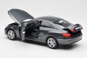 Mercedes E500 C207 Coupe Tenoric Siv Norev 1:18 183540 Kovina – slika 5 od 8