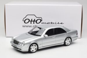 Mercedes E55 AMG W210 Brilliant Silver Otto 1:18 OT459 Smola – slika 6 od 6
