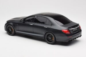Mercedes AMG E63 S W213 Edition 1 Night Črna GT Spirit 1:18 B66963111 Smola – slika 5 od 6