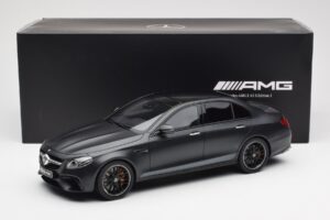 Mercedes AMG E63 S W213 Edition 1 Night Črna GT Spirit 1:18 B66963111 Smola – slika 6 od 6