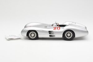 Mercedes W196 Streamliner #20 K. Kling French GP 1954 CMC 1:18 M-128B Kovina – slika 3 od 6