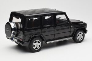 Mercedes G 500 W463 Črn Dealer Edition AUTOart 1:18 B66962143 Kovina – slika 3 od 8