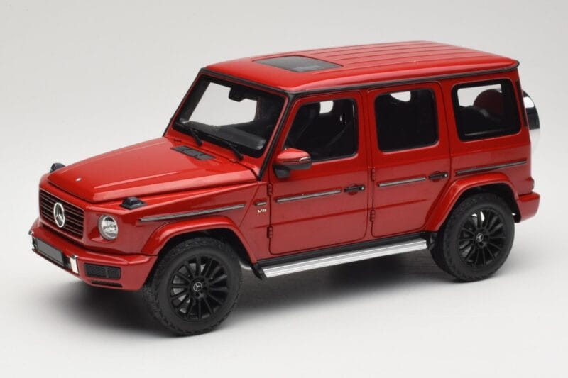 Mercedes G 500 W463 Rdeč Minichamps 1:18 110037101 Kovina