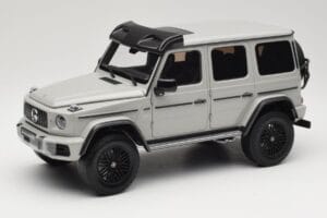 Mercedes G 63 AMG 4x4 Squared Arabian Grey Almost Real 1:18 820829 Kovina