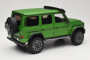 Mercedes G 63 AMG 4x4 Squared Green Hell Magno Almost Real 1:18 820821 Kovina – slika 3 od 8