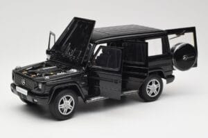 Mercedes G-Class G 500 W463 Smaragd Black Metallic AUTOart 1:18 76101 Kovina – slika 2 od 8