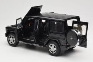 Mercedes G-Class G 500 W463 Smaragd Black Metallic AUTOart 1:18 76101 Kovina – slika 5 od 8
