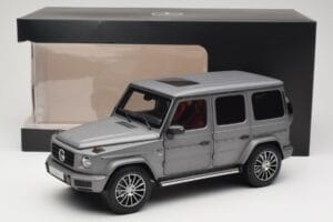 Mercedes G-Class G500 W463A Designo Platinum Magno Minichamps 1:18 B66960811 Kovina – slika 8 od 8