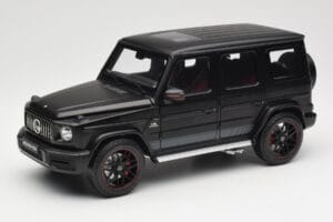 Mercedes G-Class G63 AMG W463A Matt Black Minichamps 1:18 110037064 Kovina