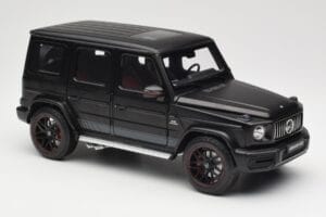 Mercedes G-Class G63 AMG W463A Matt Black Minichamps 1:18 110037064 Kovina – slika 6 od 8