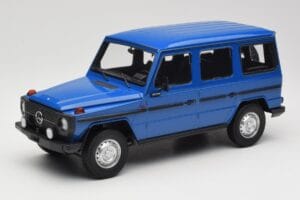 Mercedes G-Class W460 LWB Temno Moder Minichamps 1:18 155038100 Kovina