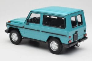 Mercedes G-Class W460 SWB Turkizna Minichamps 1:18 155038001 Kovina – slika 5 od 6