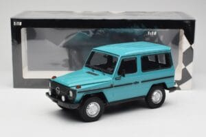 Mercedes G-Class W460 SWB Turkizna Minichamps 1:18 155038001 Kovina – slika 6 od 6