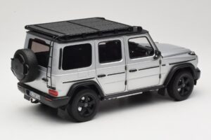 Mercedes G-Class W463 Iridium Silver Norev 1:18 183030 Kovina – slika 3 od 8