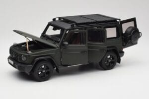 Mercedes G-Class W465 Olivna Norev 1:18 B66960662 Kovina – slika 2 od 8