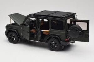Mercedes G-Class W465 Olivna Norev 1:18 B66960662 Kovina – slika 5 od 8