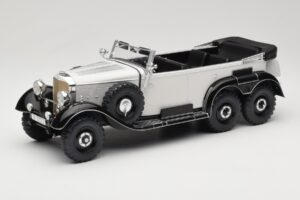 Mercedes G4 W31 Bel MCG 1:18 MCG18208 Kovina