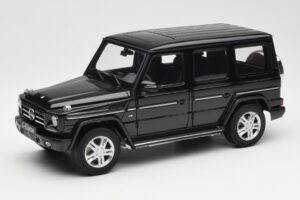 Mercedes G500 W463 Črn AUTOart 1:18 76216 Kovina