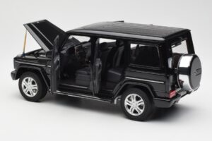 Mercedes G500 W463 Črn AUTOart 1:18 76216 Kovina – slika 5 od 8