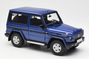 Mercedes G500 W463 SWB Modra AUTOart 1:18 76114 Kovina – slika 6 od 8
