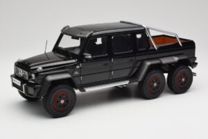 Mercedes AMG G63 W463 6x6 Gloss Črn AUTOart 1:18 76306 Kompozit