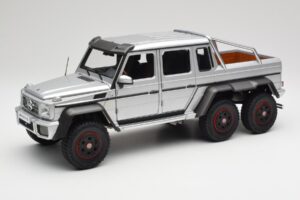 Mercedes AMG G63 W463 6x6 Iridium Srebrna AUTOart 1:18 76301 Kompozit