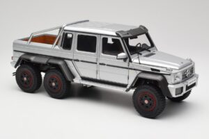 Mercedes AMG G63 W463 6x6 Iridium Srebrna AUTOart 1:18 76301 Kompozit – slika 6 od 8