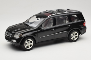 Mercedes GL X164 Period Brown Minichamps 1:18 B66962336 Kovina