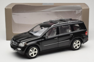 Mercedes GL X164 Period Brown Minichamps 1:18 B66962336 Kovina – slika 8 od 8